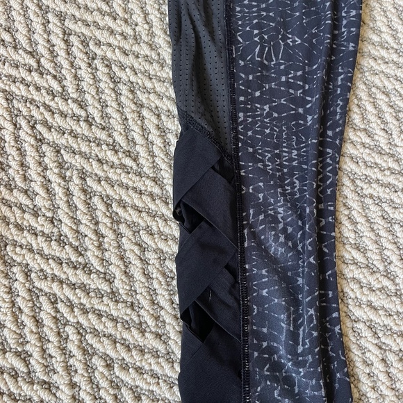 Lululemon Leggings - Picture 2 of 3